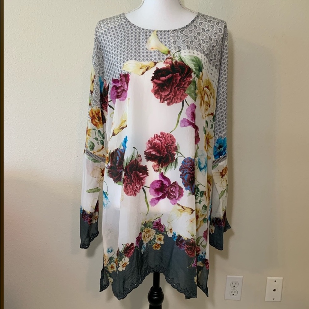 Johnny Was Linden floral flowey tunic top